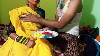 Bahu plays Holi with Sasurji on Holi by opening Bhurr, Desi Bengali Chudai Video