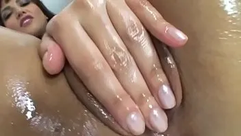 indian slut love to mstturbate onhotgirlsdotcom