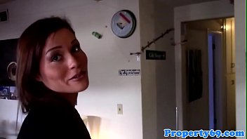 Realtor cocksucking buyer before pussyfucking