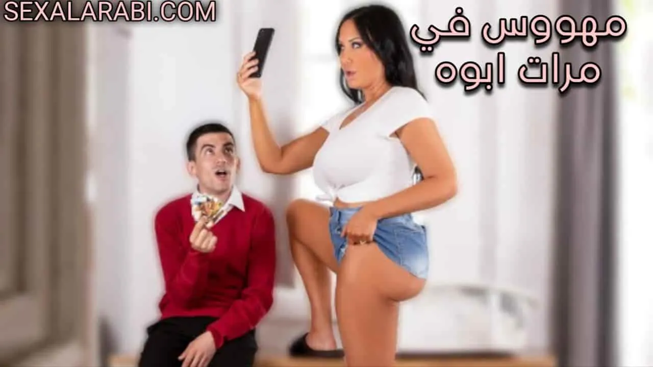 طالبات جامعة مصريات بيمارسو السحاق ويصورهم راجل عاجبه المنظر سكس مصري